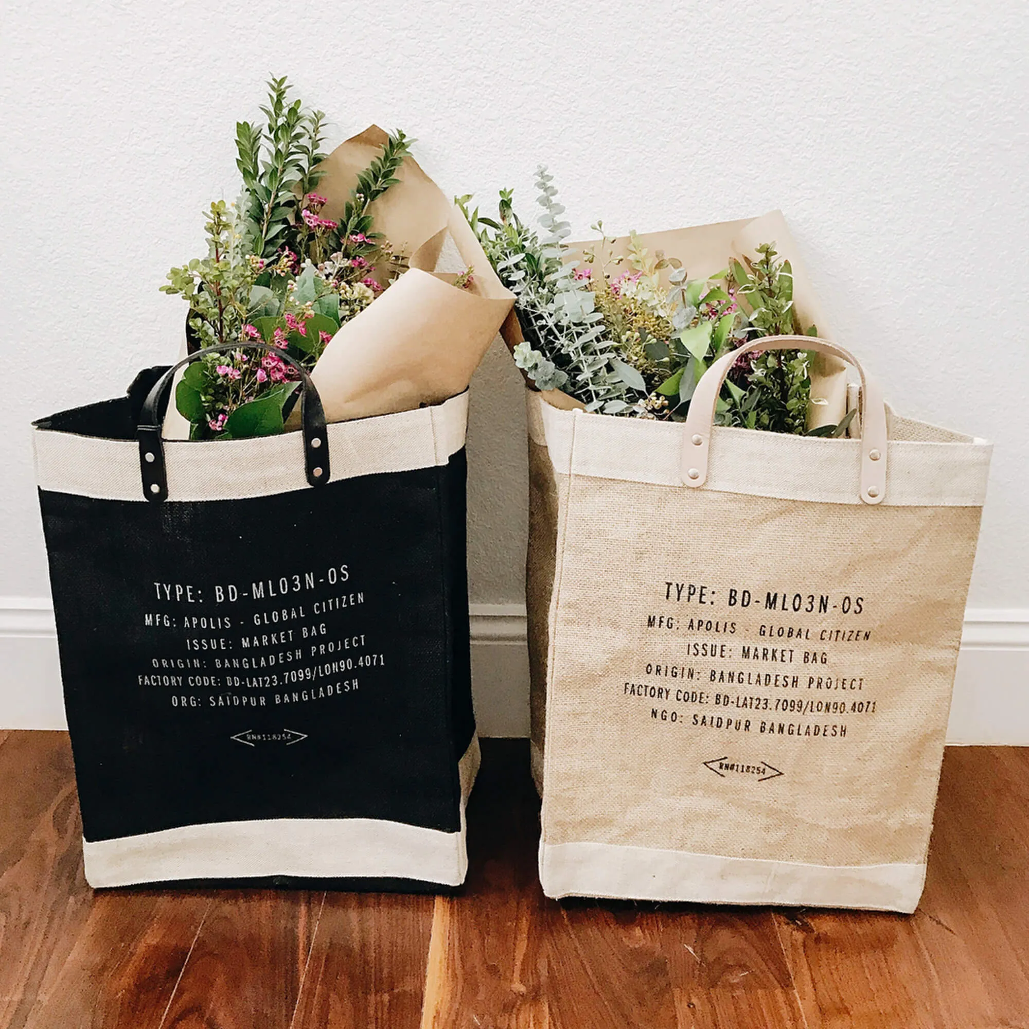 Market Bag in Natural Bouquet with Glass Vase by Amy Logsdon